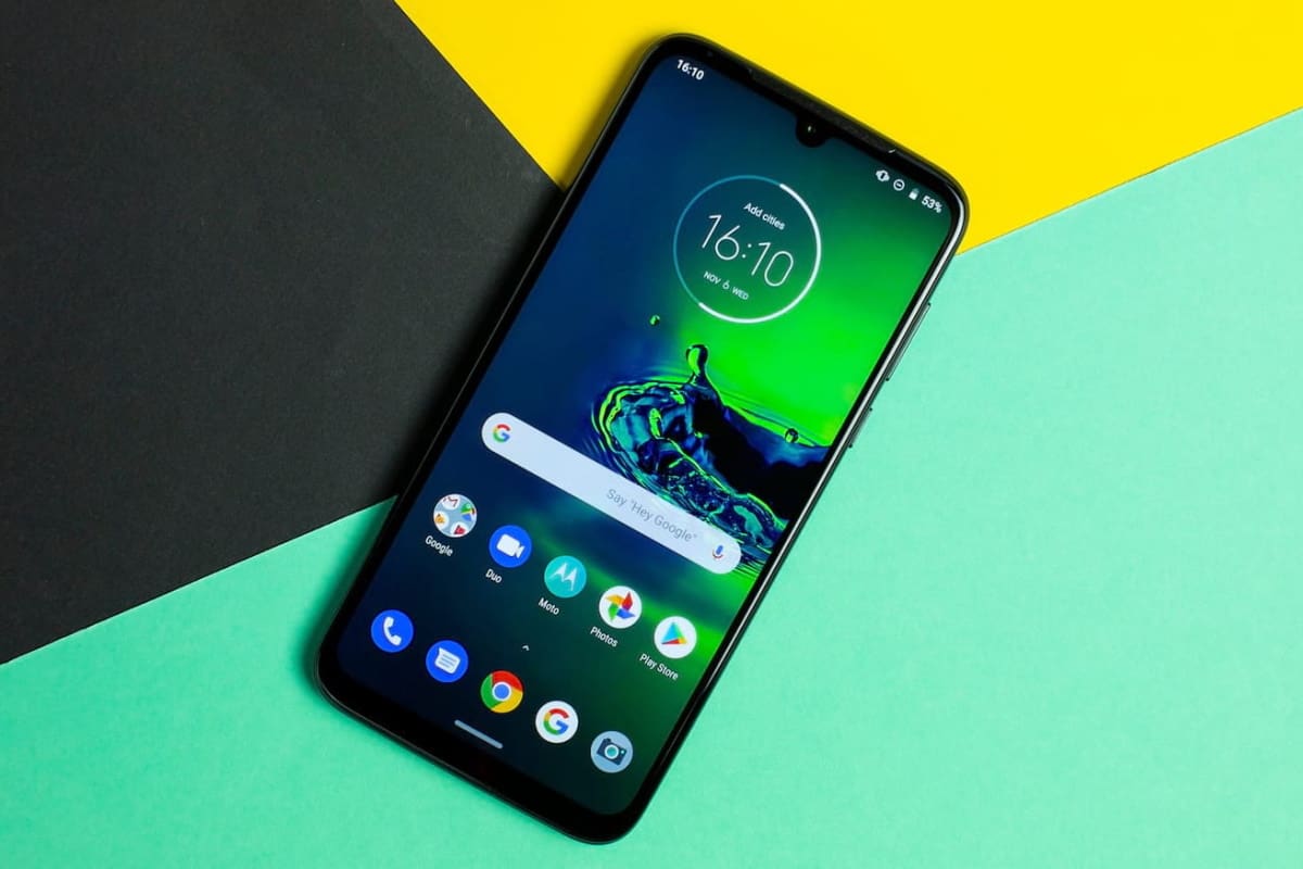 moto g8 plus android 10