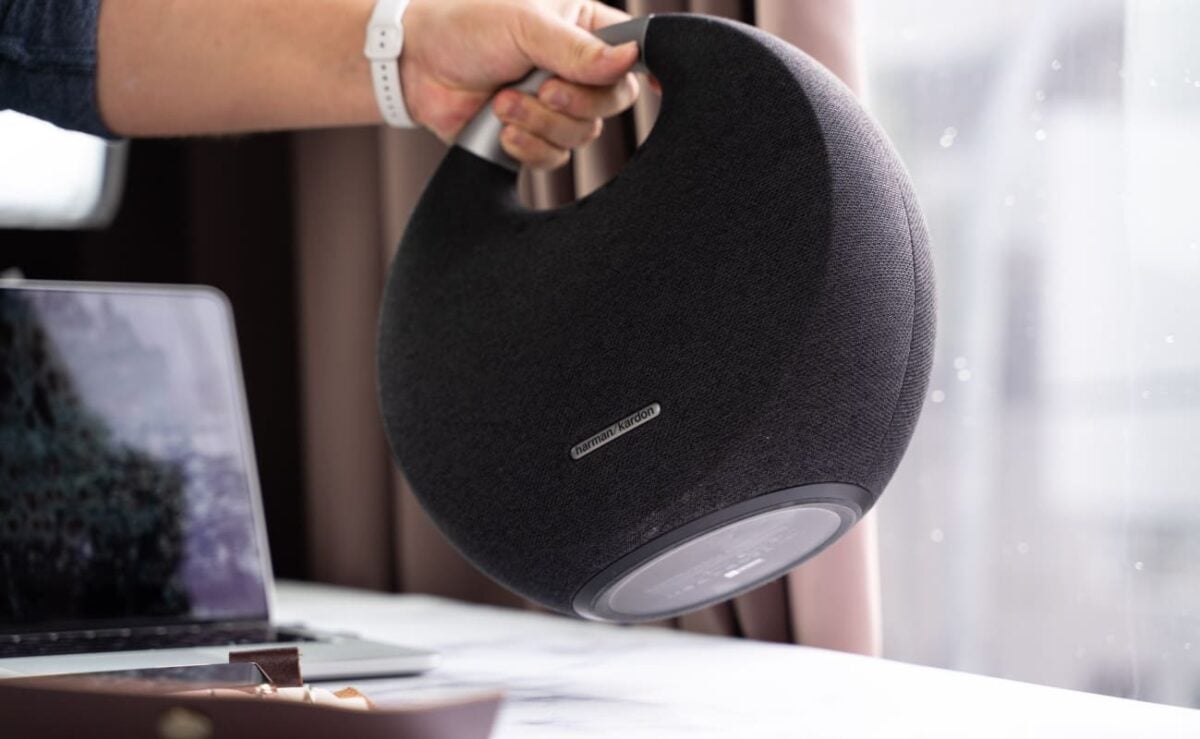 Harman Kardon Onyx Studio 6