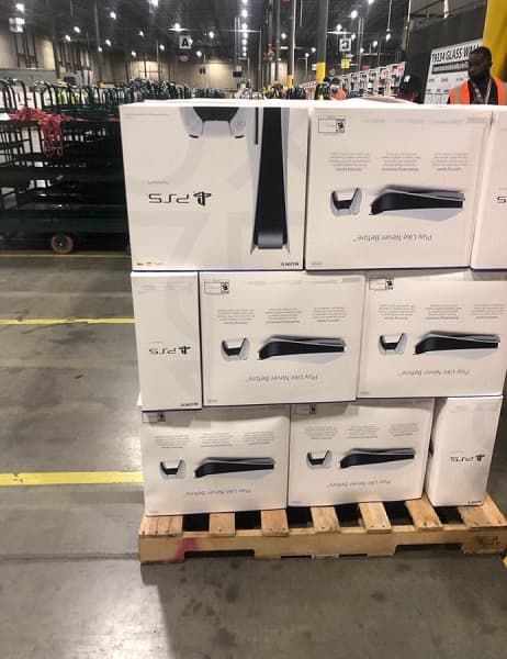 PlayStation 5: Console da Sony já chegou a alguns centros de distribuição Caixa PlayStation 5