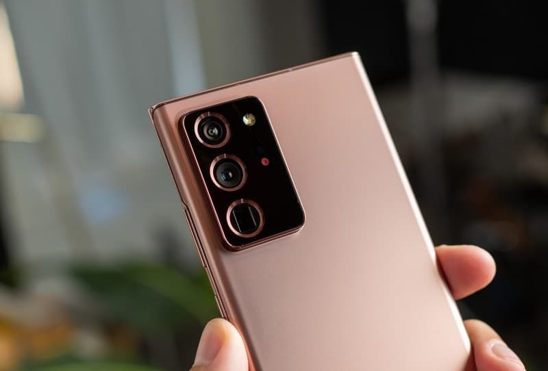 Galaxy Note 20 Ultra é um dos melhores smartphones de 2020, saiba mais Câmera traseira Note 20 Ultra.