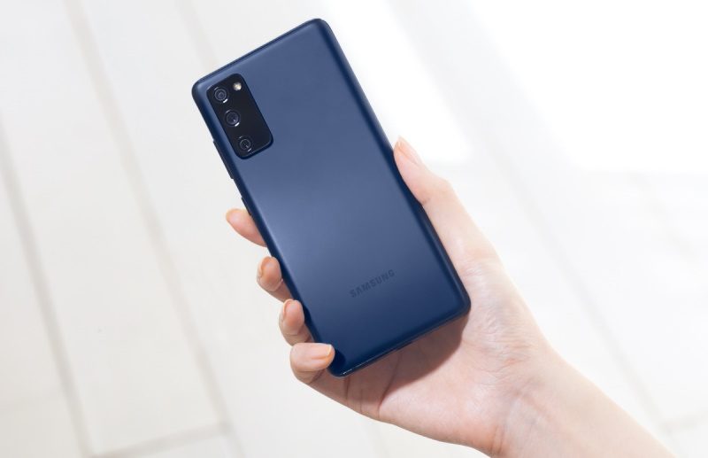 Galaxy S20 FE 4G é atualizado para o Android 13 no Brasil galaxy s20 fe toque fantasma