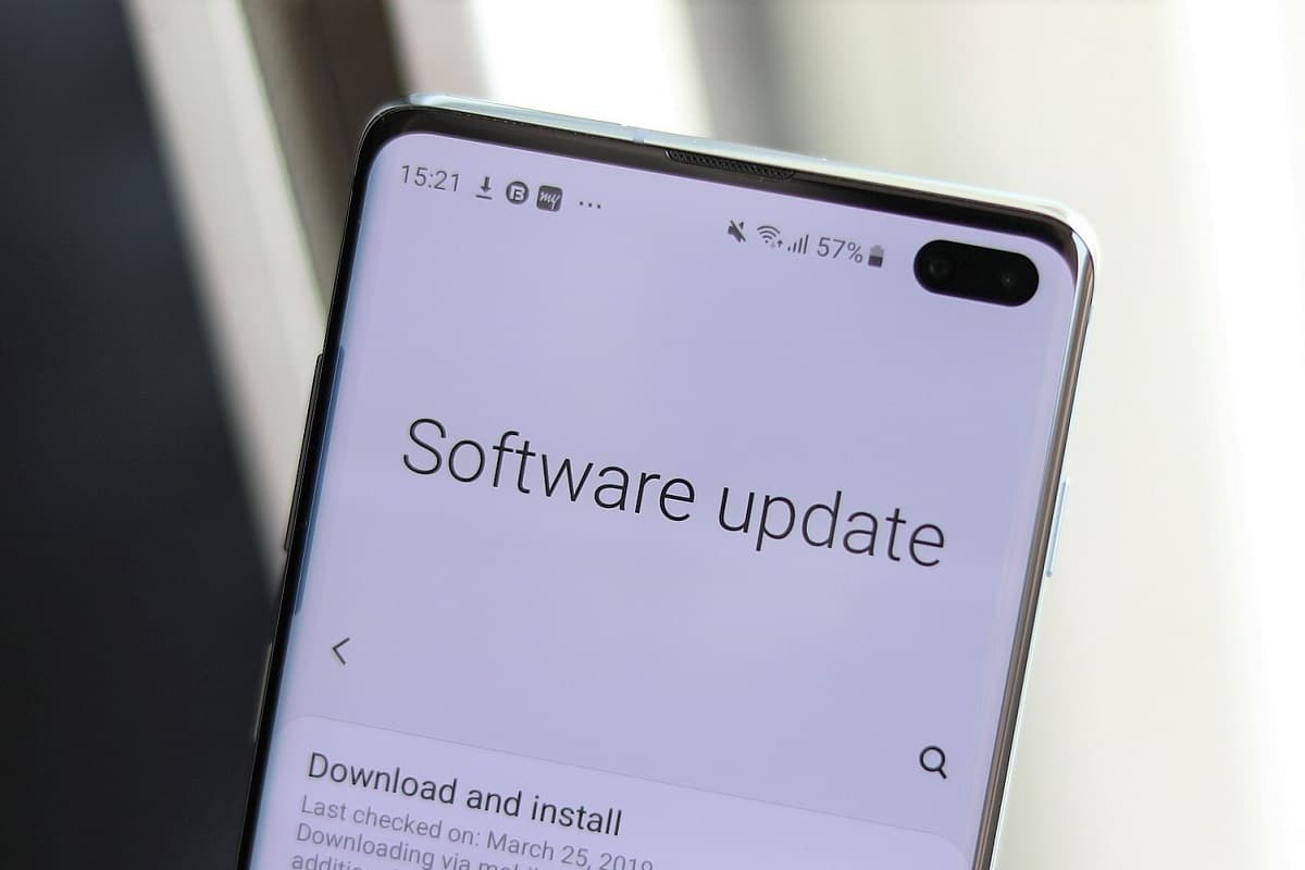Linhas Galaxy S10 e S20 recebem novo update.