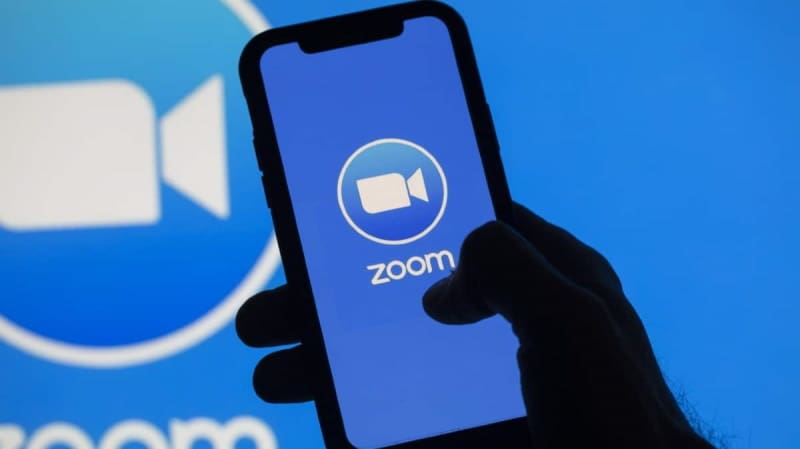 Zoom recebe atualização com novos recursos para desktop e Android zoom no iphone