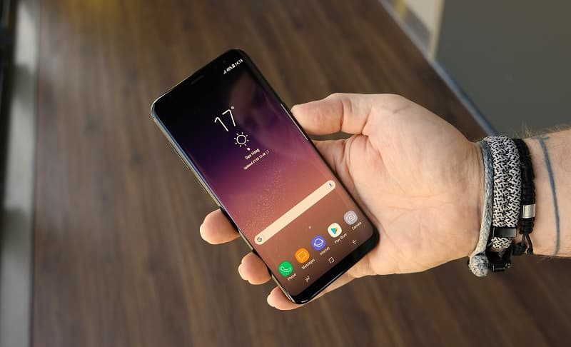 Galaxy S8 e S8 Plus: Samsung libera atualização de segurança de janeiro Novo update Galaxy S8 e S8 Plus