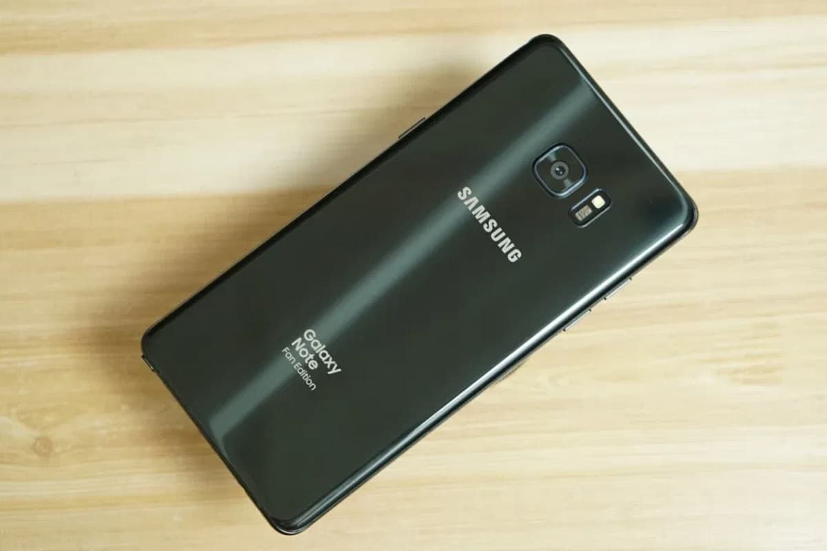Traseira Galaxy Note FE