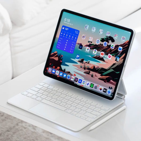 Ipads Pro com chip M1 estão sendo vendidos no Brasil ipad pro teclado