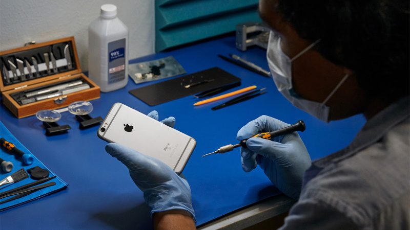 Apple não vai reparar iPhones com o IMEI bloqueado iphone apple