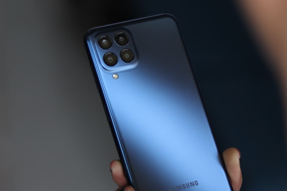 Traseira Galaxy M33