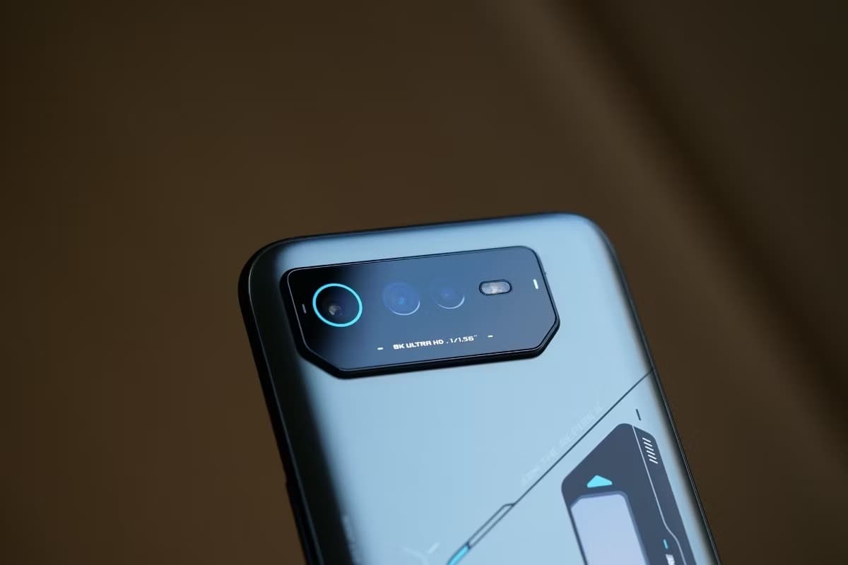 Traseira do ASUS ROG Phone 6D Ultimate