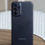 Traseira do Galaxy A23 5G na cor preta