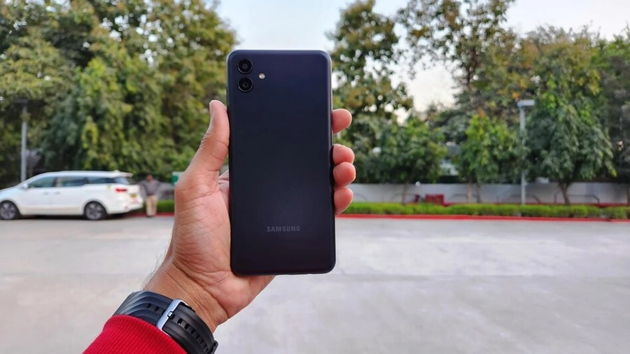 Galaxy M13 é bom? Veja se vale a pena comprar em 2023 galaxy m13 design