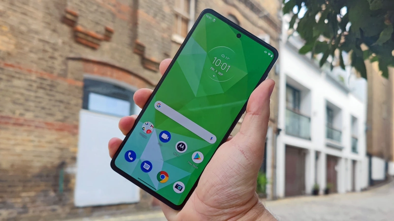 Motorola lança atualização para o Moto Edge 20 Pro com Android 13, trazendo novos recursos e melhorias edge 20 pro tela