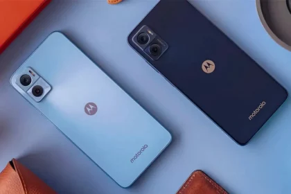 moto e22 cores