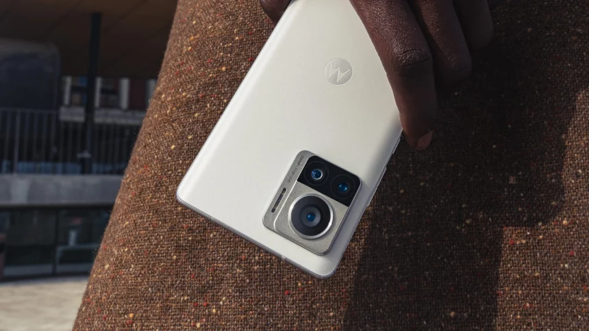 motorola-edge-30-ultra-branco