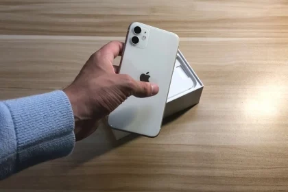 iphone 11 white