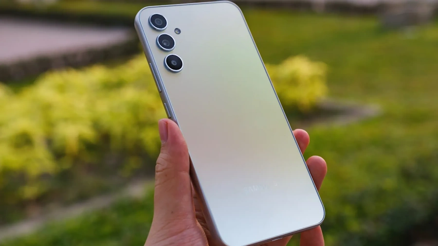 Os 9 celulares baratos com câmeras boas no Brasil em 2023 galaxy a34 camera