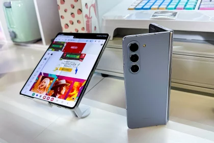 galaxy z fold 5 global