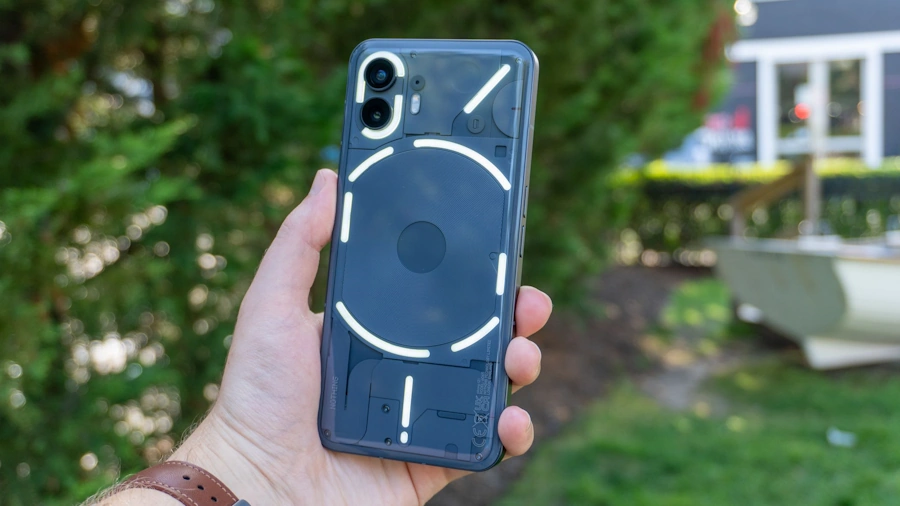 Nothing Phone 2 recebe update focado em câmera e segurança nothing phone 2 traseira
