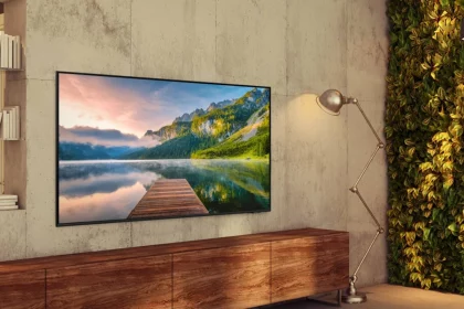 samsung crystal au8000