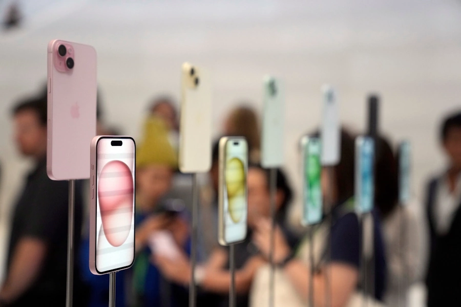Apple transporta iPhones da Índia aos EUA em cinco aviões para evitar novas tarifas iphones lancamento