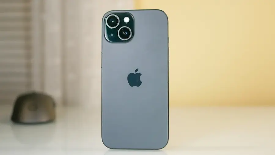 Os 14 iPhones que estarão com as melhores promoções na Black Friday 2023 iphone 15 camera