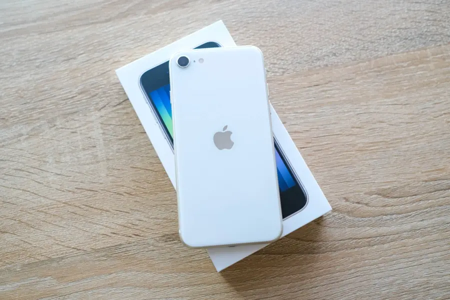 iphone se 3