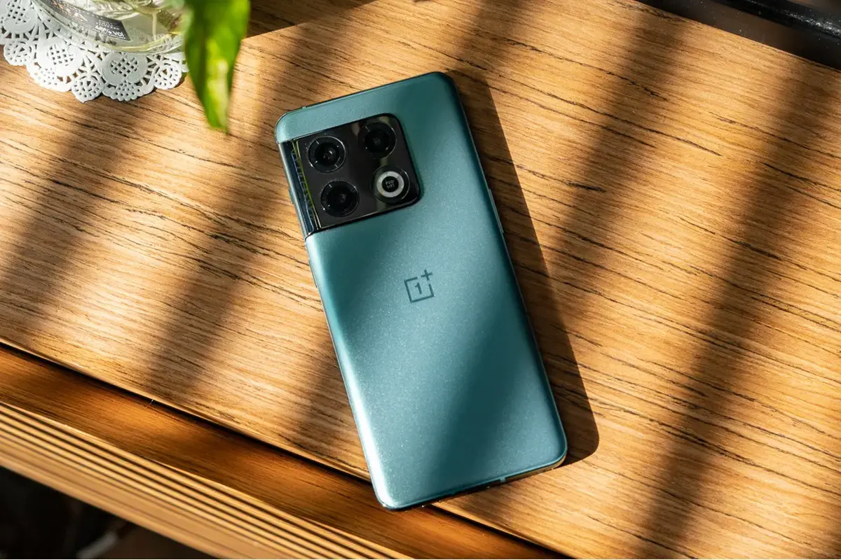 Traseira do OnePlus 10 Pro