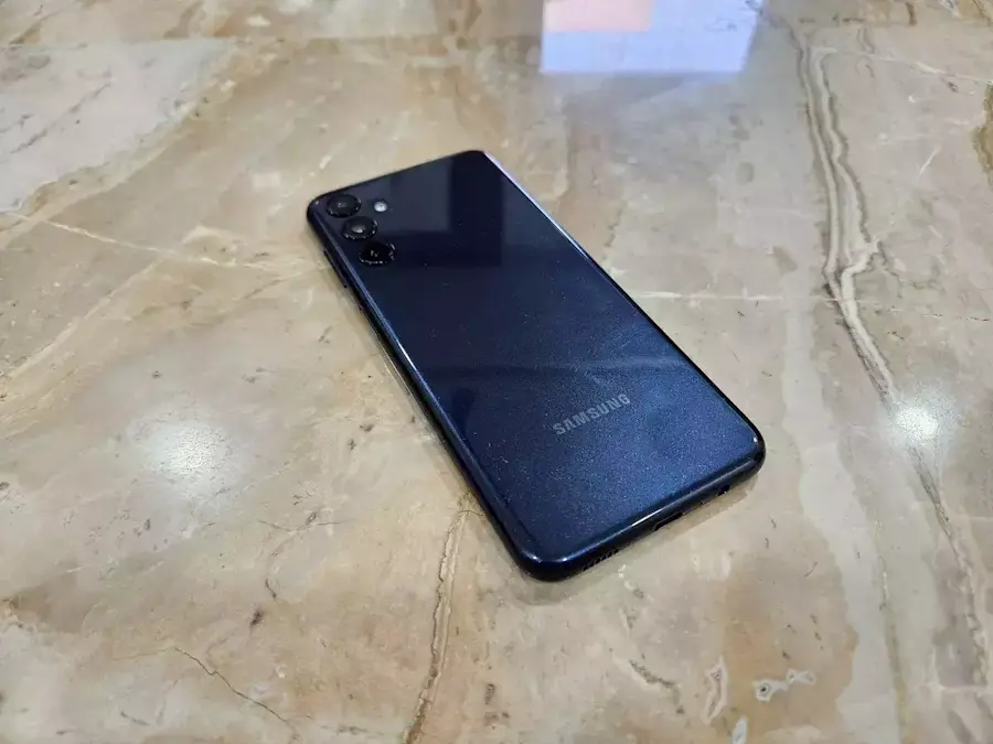 galaxy m14 design