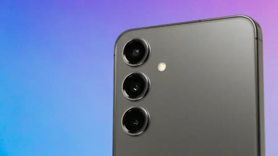 Os 12 celulares com as melhores câmeras no Brasil em 2024 galaxy s24 camera traseira