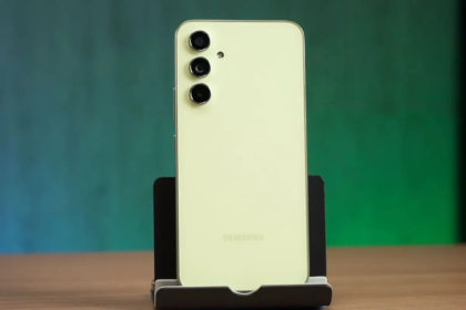 Traseira do Galaxy A54 amarelo