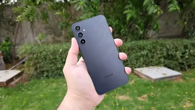 Os 5 melhores smartphones Samsung com NFC por até R$ 1.500 Foto do Galaxy A34 5G