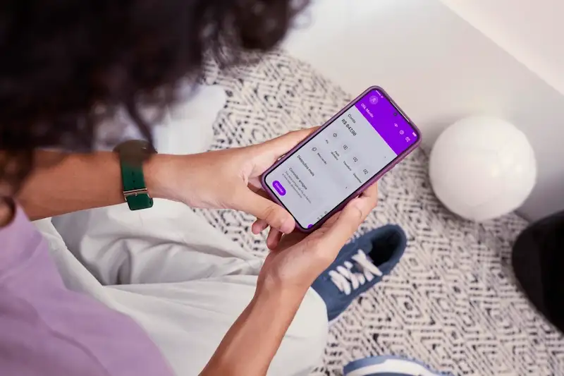 Nubank traz novas funções para a conta para menores de 18 anos nubank conta menores