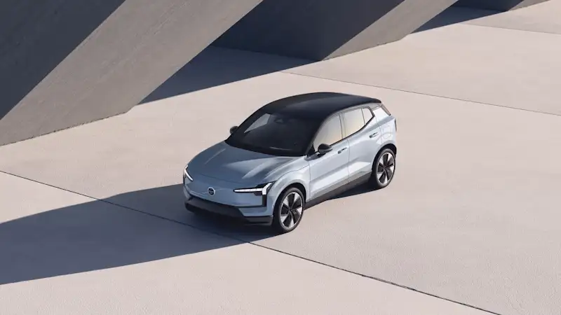 Volvo EX30 chega ao Brasil: SUV elétrico está disponível em 4 versões volvo ex30 brasil
