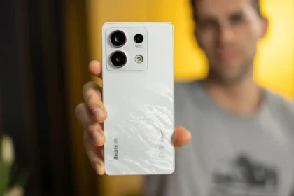 Foto da traseira do Redmi Note 13