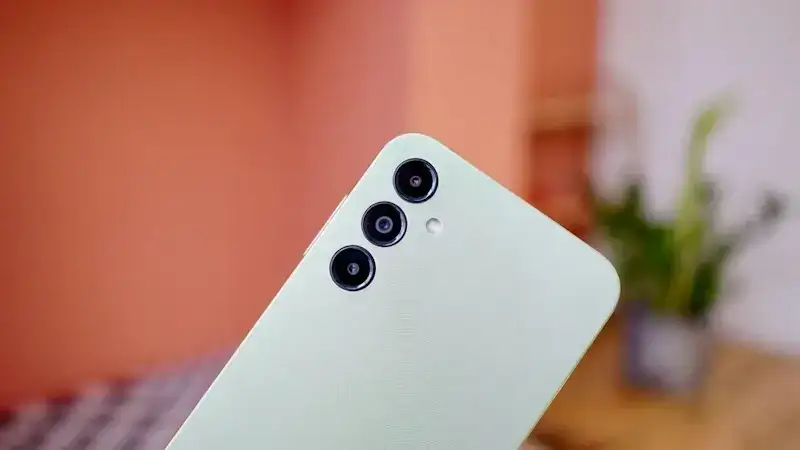 Moto G14 ou Galaxy A14? Saiba qual é o melhor celular de entrada Câmeras traseiras do Galaxy A14, melhor celular em câmeras do comparativo.