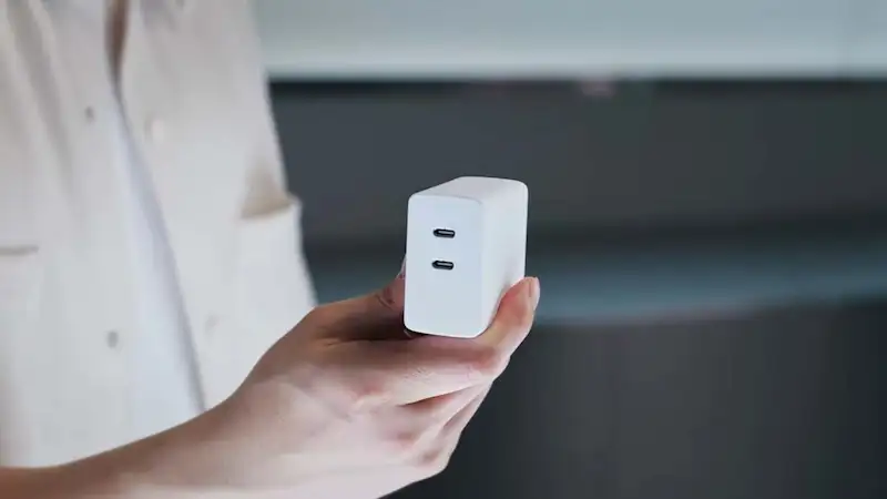 Realme lança o 'Pocket Cannon': super carregador de 320 W pocket cannon oficial