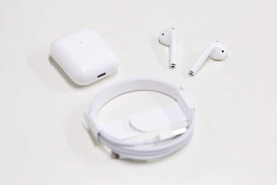 AirPods de 2ª geração: ainda vale a pena comprar os fones de ouvido? airpods 2 case