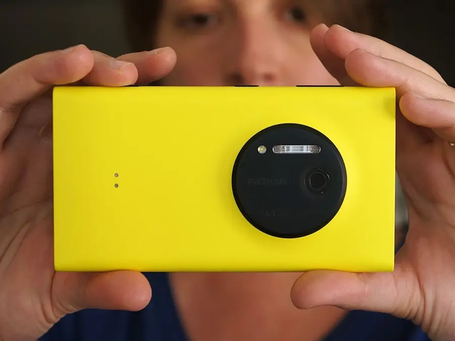 HMD Global deve lançar celular modular inspirado no Nokia Lumia 1020 lumia 1020