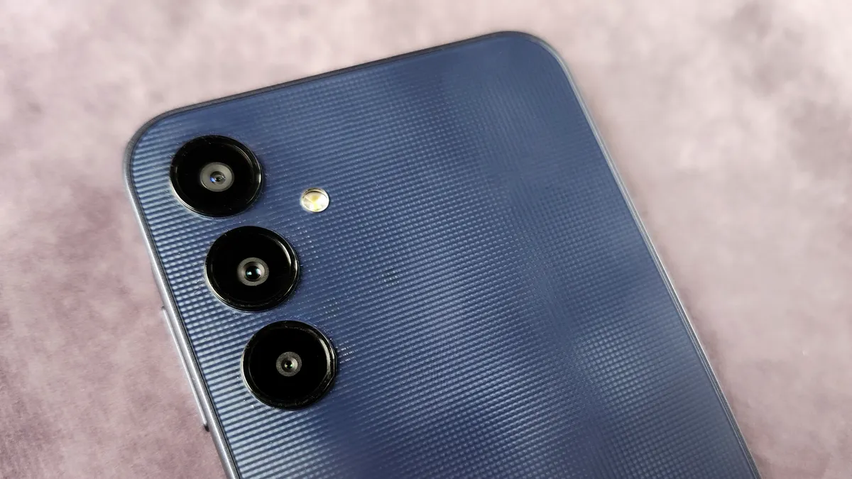 galaxy a25 vale a pena