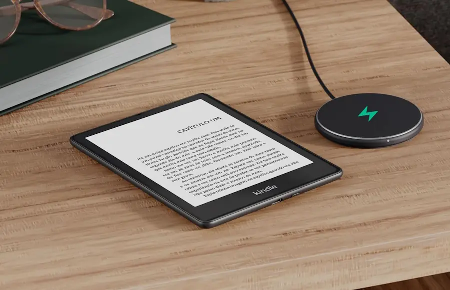 Amazon oferece Kindle Paperwhite por R$ 575,10 com 28% de desconto kindle paperwhite em promocao