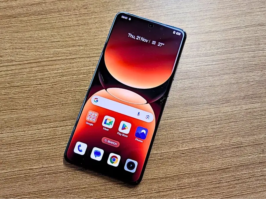 realme GT 7 Pro é lançado com Snapdragon 8 Elite e bateria de R$ 6.500 no Brasil realme gt 7 pro tela