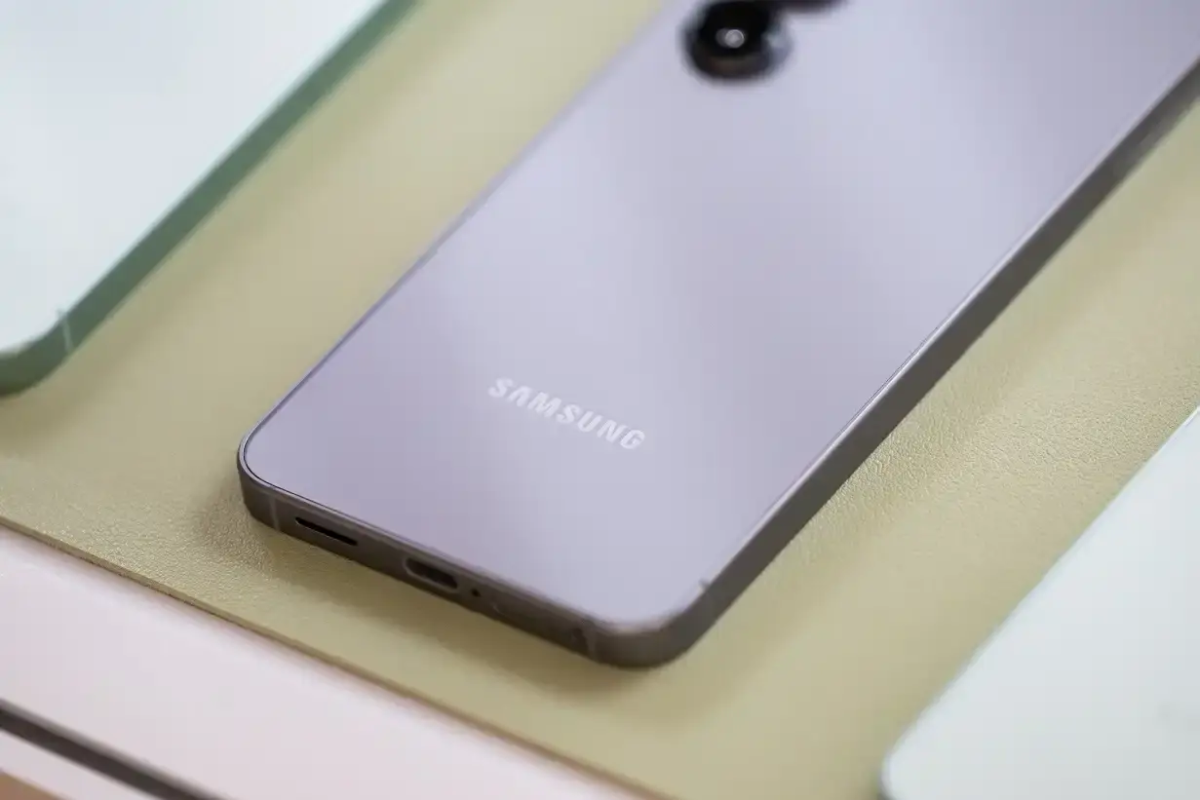 galaxy s25 roxo