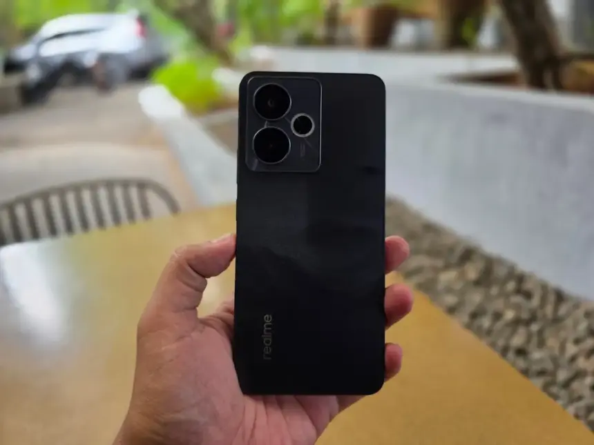 realme 14t oficial